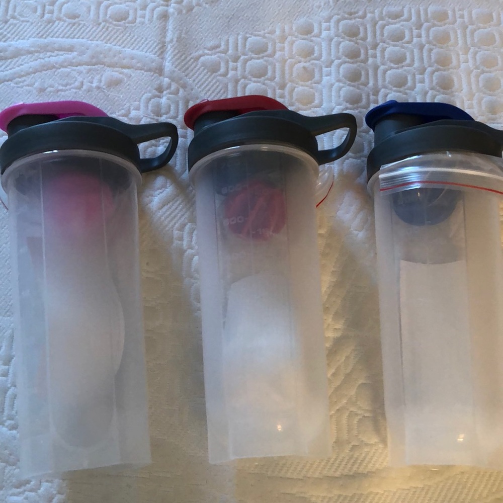 New shaker bottles